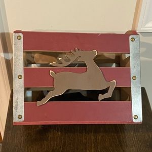 Wood reindeer decorative box